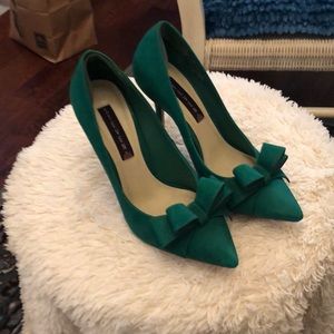 Steven Bow Detail Pump